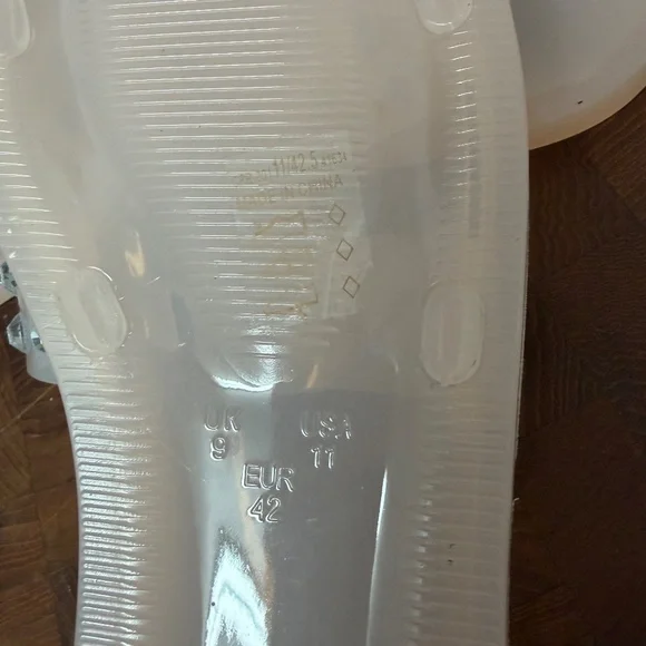 Chinese Laundry Charli light pink vinyl Jelly Sandals Size 11 - Picture 7 of 8